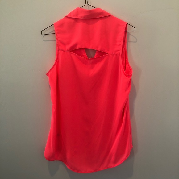 Express Pink Sleeveless Shirt Sz Medium - Picture 4 of 6